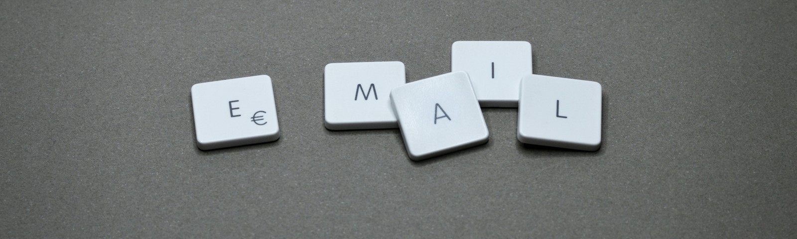 E-Mail im Unternehmen E-Mail als zentraler Kommunikationskanal